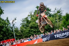 Tensfeld , 140724 , ADAC MX Masters

Im Bild: Maximilian Nagl ( Deutschland / Honda / KMP Honda Racing powered by Krettek ) beim ADAC MX Masters

Foto: Steve Bauerschmidt