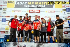 Vellahn , 260524 , ADAC MX Masters

Im Bild: Maximilian Nagl ( Deutschland / Honda / KMP Honda Racing powered by Krettek ) beim ADAC MX Masters mit seinem Team

Foto: Steve Bauerschmidt