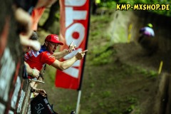 Vellahn , 260524 , ADAC MX Masters

Im Bild: Teamcoach Sergey Garin, KMP-Honda-Racing in der Helferbox

Foto: Steve Bauerschmidt